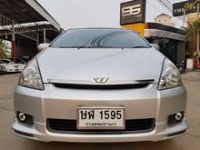 2004 Toyota Wish 2.0 (ปี 03-10) Q Limited Wagon AT