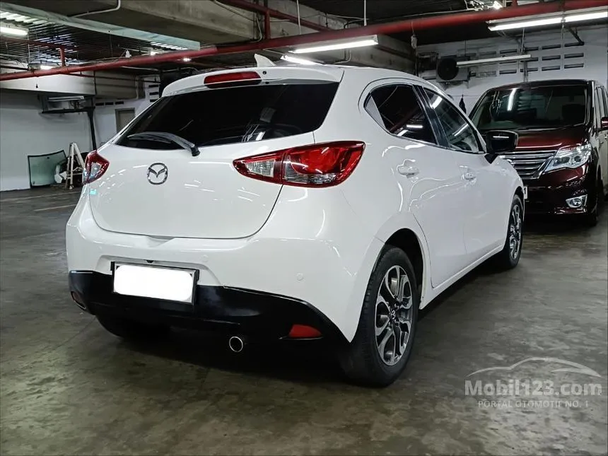2014 Mazda 2 R Hatchback