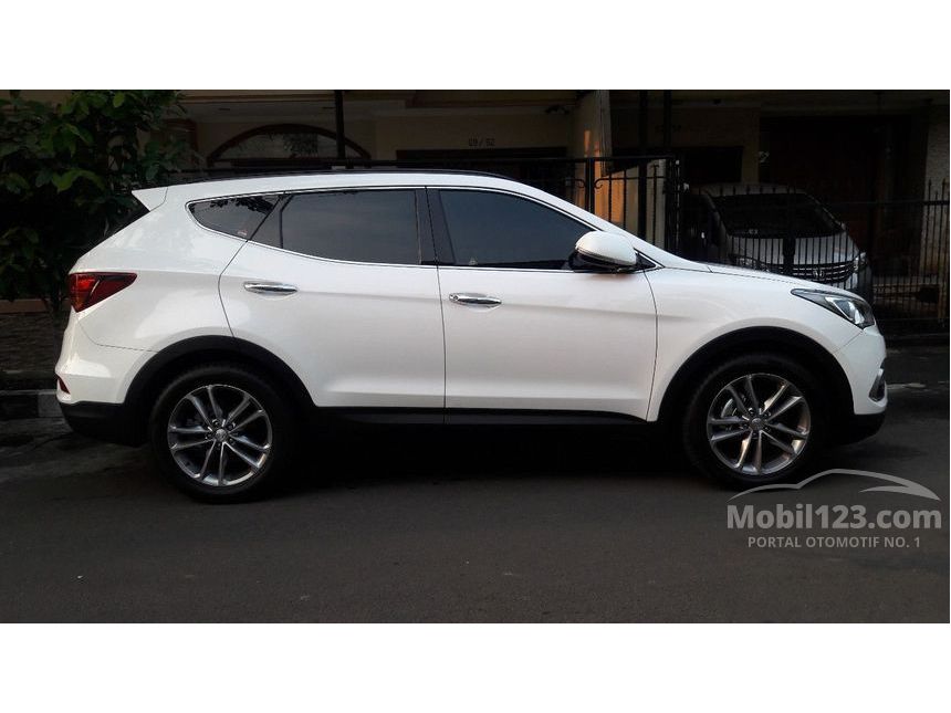 Jual Mobil Hyundai Santa Fe 2016 Limited Edition 2.2 di 