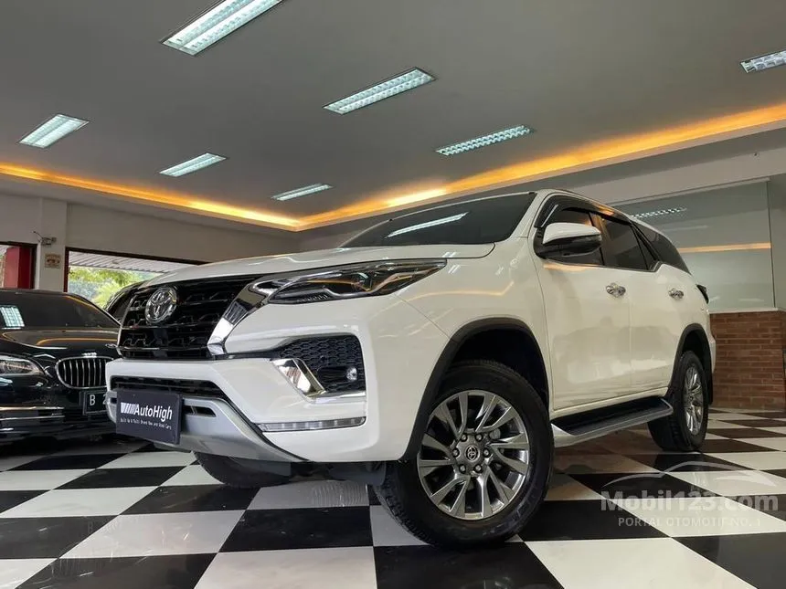 Jual Mobil Toyota Fortuner 2022 VRZ 2.8 di DKI Jakarta Automatic SUV Putih Rp 495.000.000