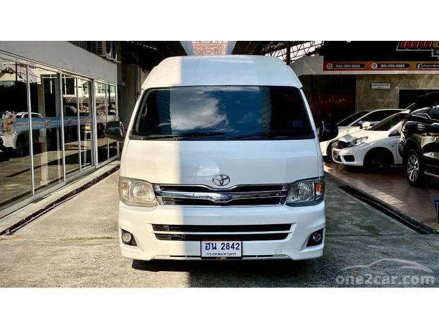 2011 Toyota HIACE VVTi Van
