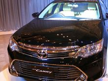 TDP MURAH CAMRY V MATIC 2018 READY STOCK