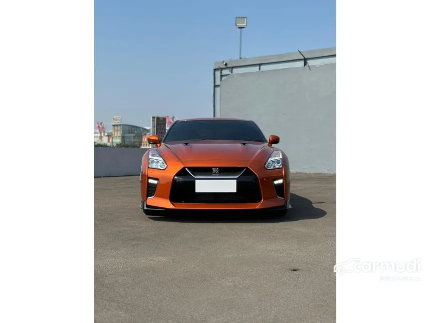 2022 Nissan GT-R Recaro Edition Coupe