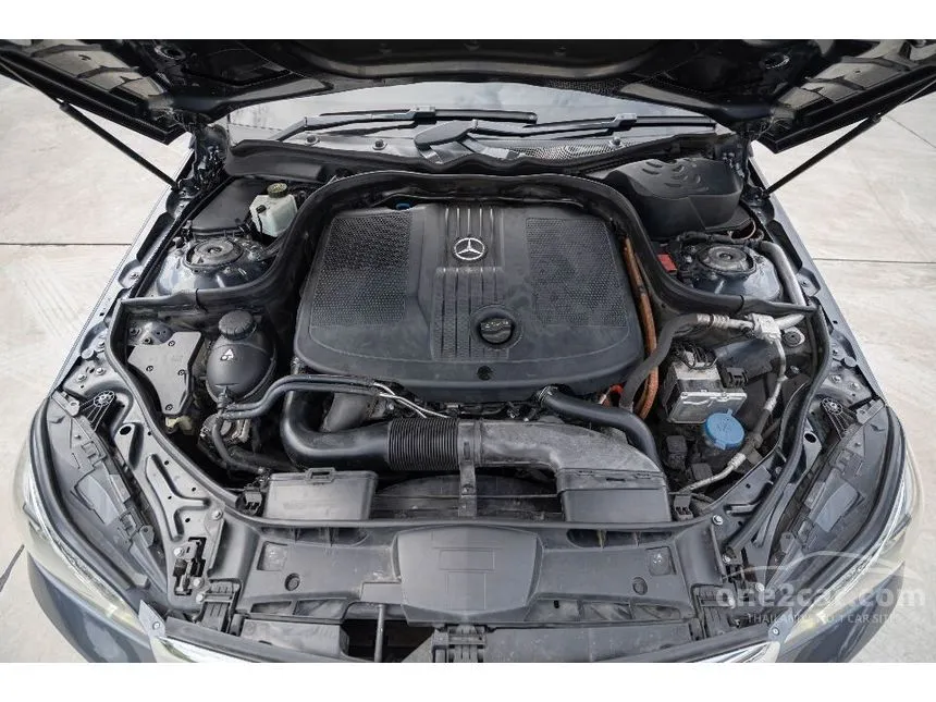 2015 Mercedes-Benz E300 AMG Dynamic Blue TEC HYBRID Sedan