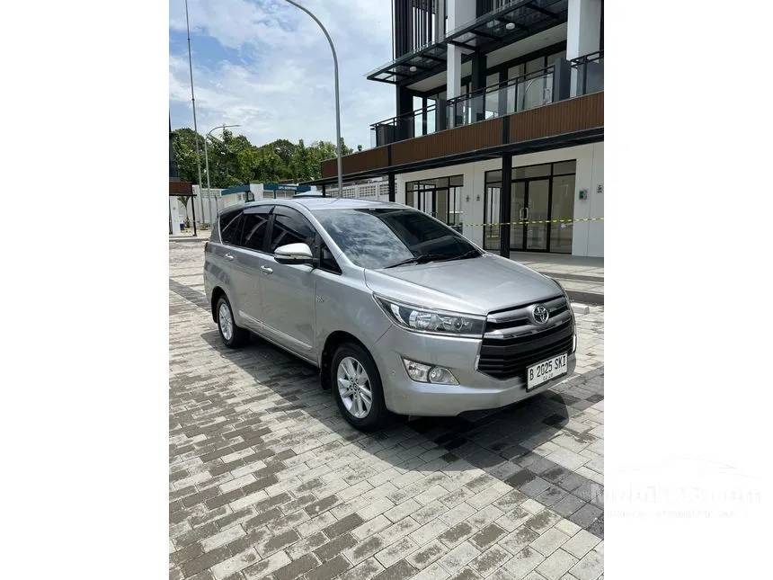 Jual Mobil Toyota Kijang Innova 2016 V 2.0 di Banten Automatic MPV Silver Rp 235.000.000