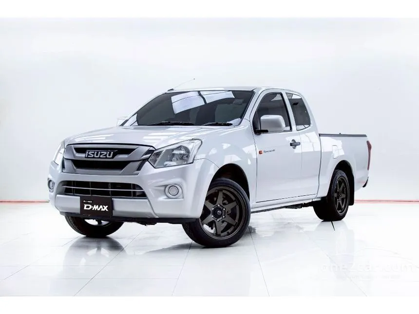 2017 Isuzu D-MAX S Space Cab Pickup