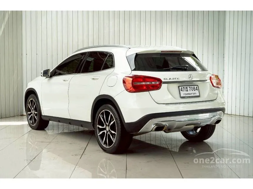 2015 Mercedes-Benz GLA200 Urban SUV