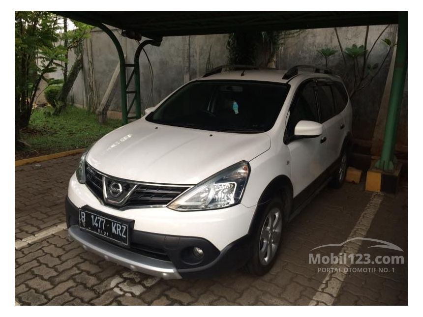 Jual Mobil  Nissan  Grand Livina 2021 X Gear 1 5 di Jawa  