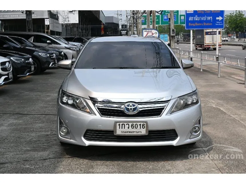 2013 Toyota CAMRY Hybrid Sedan