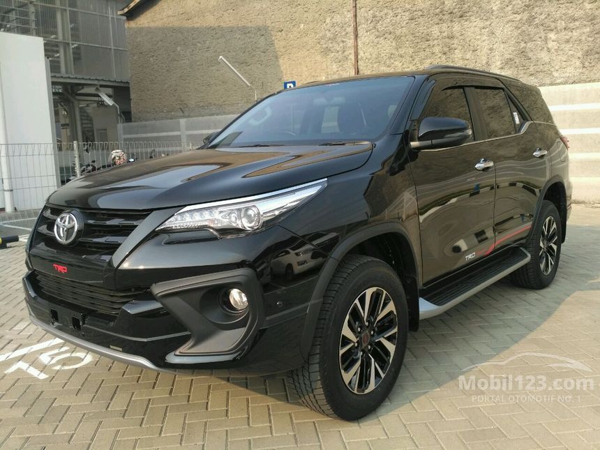 Jual Mobil Toyota Fortuner 2018 TRD 2.4 di DKI Jakarta 