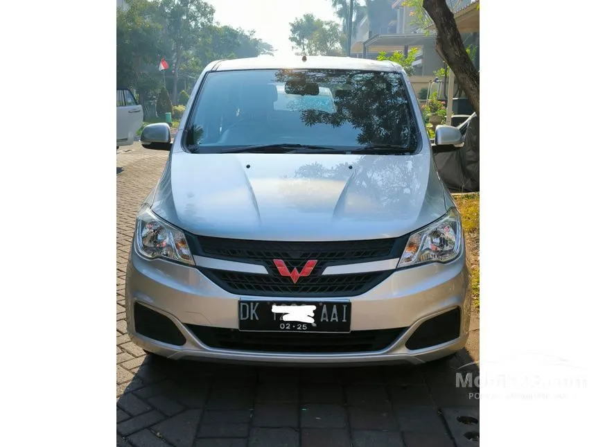Jual Mobil Wuling Confero 2019 S C 1.5 di Jawa Timur Manual Wagon Silver Rp 90.000.000