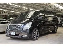 2013 Hyundai H-1 2.5 (ปี 08-17) Deluxe Van