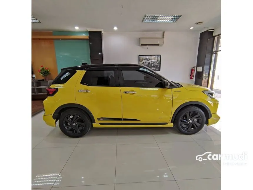 2025 Toyota Raize GR Sport (2 Tone) SUV