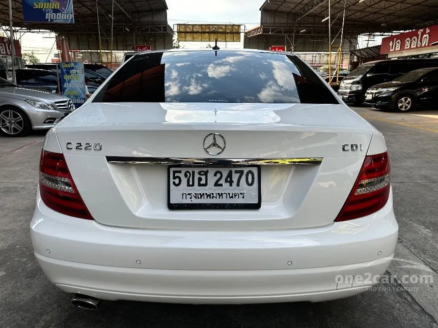 2015 Mercedes-Benz C220 CDI W204 Elegance Sedan