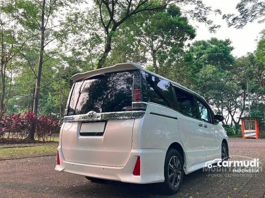 2019 Toyota Voxy Wagon