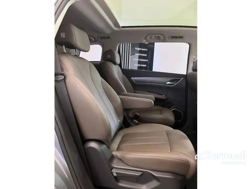 2026 BYD M6 Superior Captain 6-seater MPV