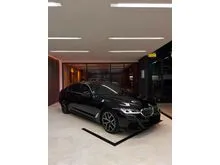 2022 BMW 520i 2.0 M Sport Sedan Black on Brown Odo 42 Rb (TERMURAH)