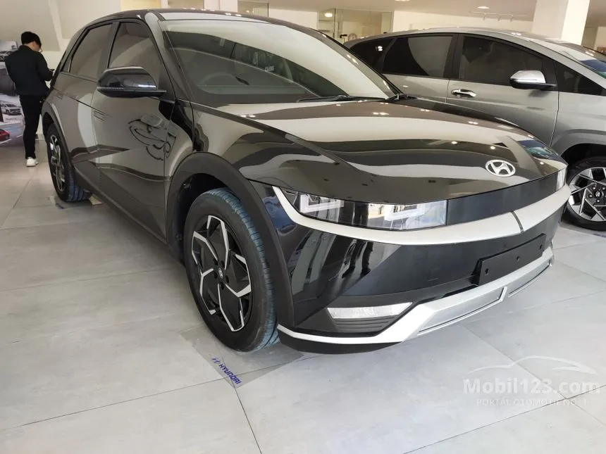 Jual Mobil Hyundai IONIQ 5 2024 Prime Standard Range di DKI Jakarta Automatic Wagon Hitam Rp 650.000.000