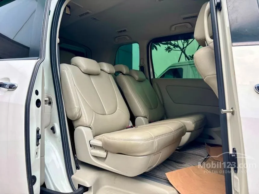 2016 Mazda Biante SKYACTIV-G MPV