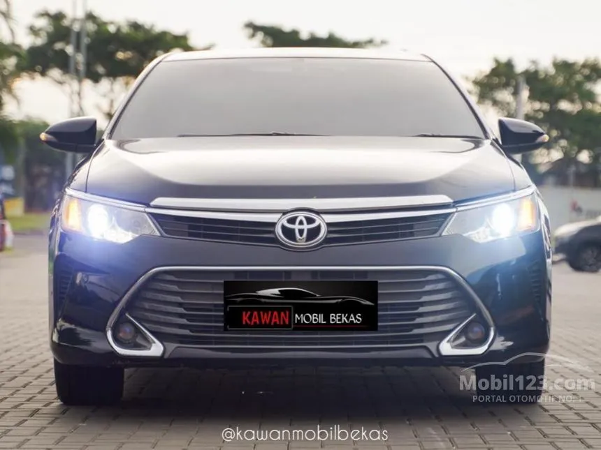 Jual Mobil Toyota Camry 2016 V 2.5 di Banten Automatic Sedan Hitam Rp 215.000.000