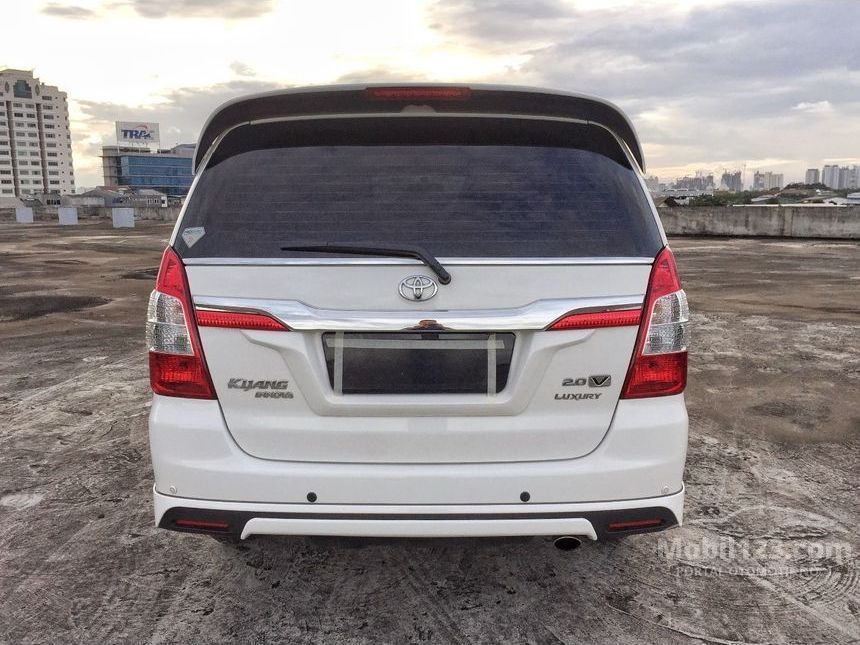 Jual Mobil Toyota Kijang Innova 2015 V Luxury 2.0 di DKI 