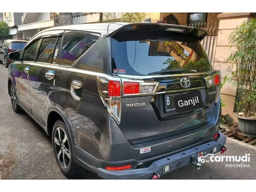 2022 Toyota Innova Venturer Wagon