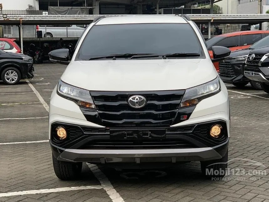 Jual Mobil Toyota Rush 2024 S GR Sport 1.5 di Banten Automatic SUV Putih Rp 275.450.000