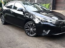 Toyota Corolla Altis 1.8 V 2014 sangat terawat dan mulus !!