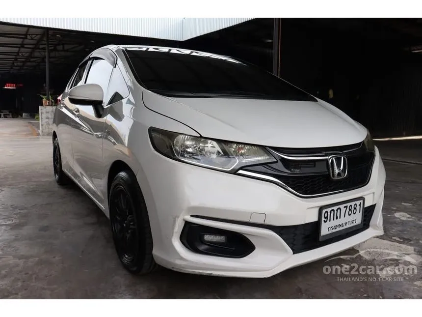 2020 Honda JAZZ V+ Hatchback