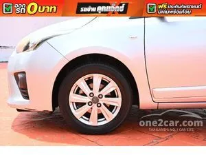 2015 Toyota YARIS 1.2 E Hatchback