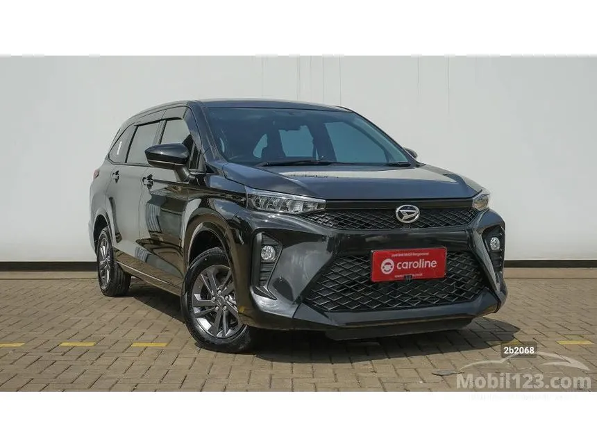 Jual Mobil Daihatsu Xenia 2024 R SC 1.3 di Banten Automatic MPV Abu
