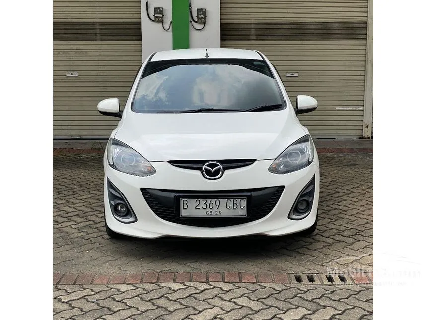 2013 Mazda 2 V Hatchback