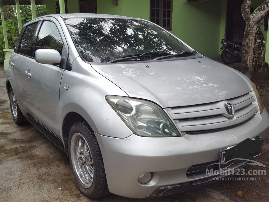 Jual Mobil Toyota IST 2004  XP60 1 5 di Yogyakarta 