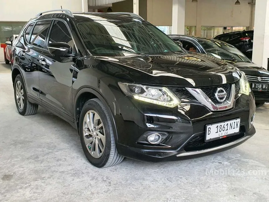 Jual Mobil Nissan X