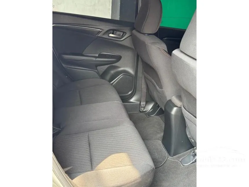 Jual Mobil Honda Jazz 2019 RS 1.5 di DKI Jakarta Automatic Hatchback Silver Rp 225.000.000