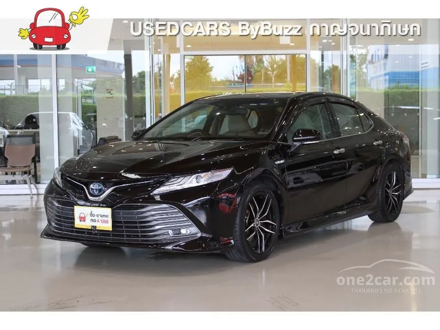 2019 Toyota CAMRY Hybrid Premium Sedan