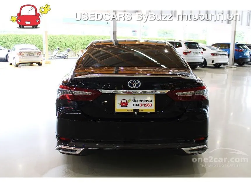 2019 Toyota CAMRY Hybrid Premium Sedan