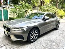 2020 Volvo S60 2.0 (ปี 20-28) T8 Momentum Sedan