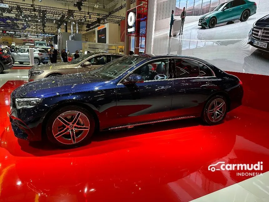 2025 Mercedes-Benz E300 AMG Line Sedan
