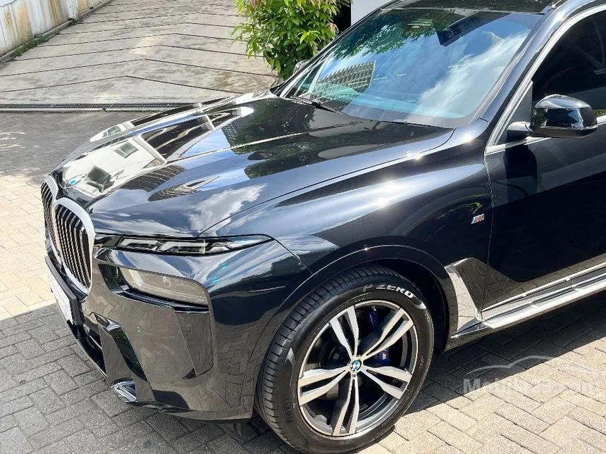 2023 BMW X7 xDrive40i M Sport SUV