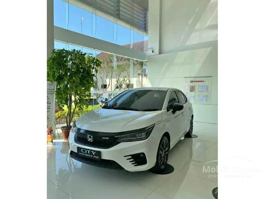 Jual Mobil Honda City 2023 RS 1.5 di Jawa Timur Automatic Hatchback Putih Rp 316.200.000