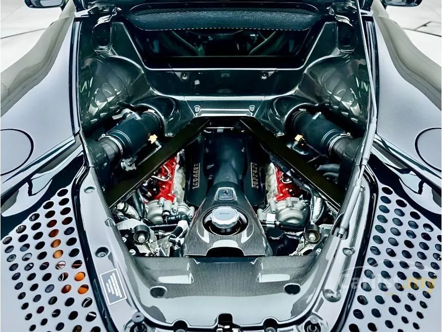 2021 Ferrari SF90 Stradale Coupe