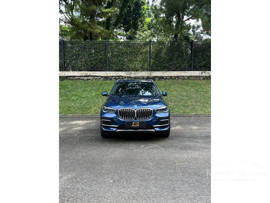 Jual Mobil BMW X5 2023 xDrive40i xLine 3.0 di Banten Automatic SUV Biru Rp 1.225.000.000