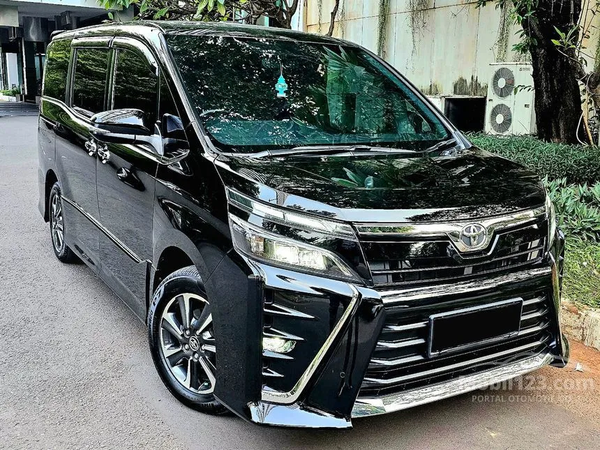 Jual Mobil Toyota Voxy 2019 2.0 di DKI Jakarta Automatic Wagon Hitam Rp 330.000.000