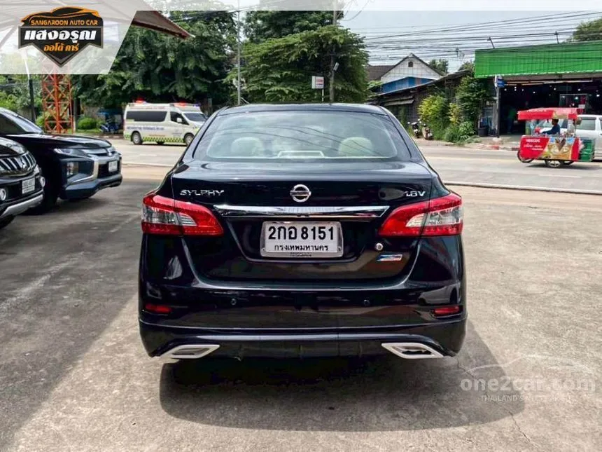 2013 Nissan SYLPHY V Sedan