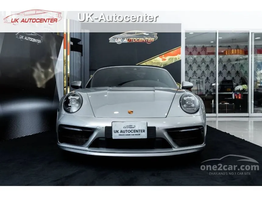 2024 Porsche 911 Targa 4 Convertible