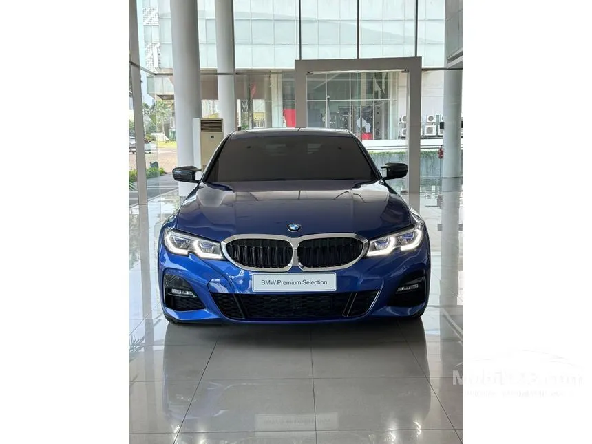 Jual Mobil BMW 330i 2021 M Sport 2.0 di DKI Jakarta Automatic Sedan Biru Rp 855.000.000