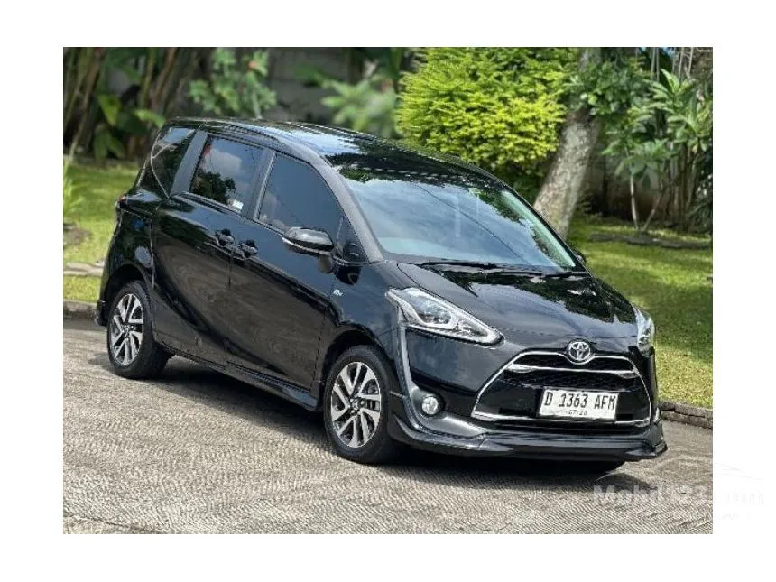 2017 Toyota Sienta Q MPV