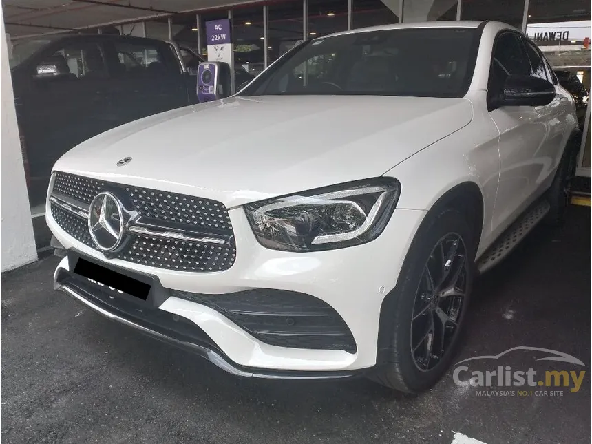 2020 Mercedes-Benz GLC300 4MATIC AMG Line Coupe