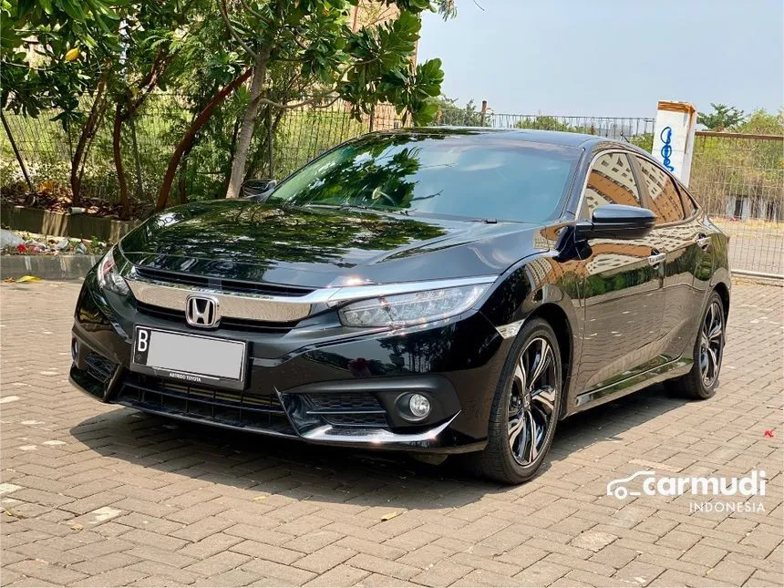 2017 Honda Civic ES Sedan